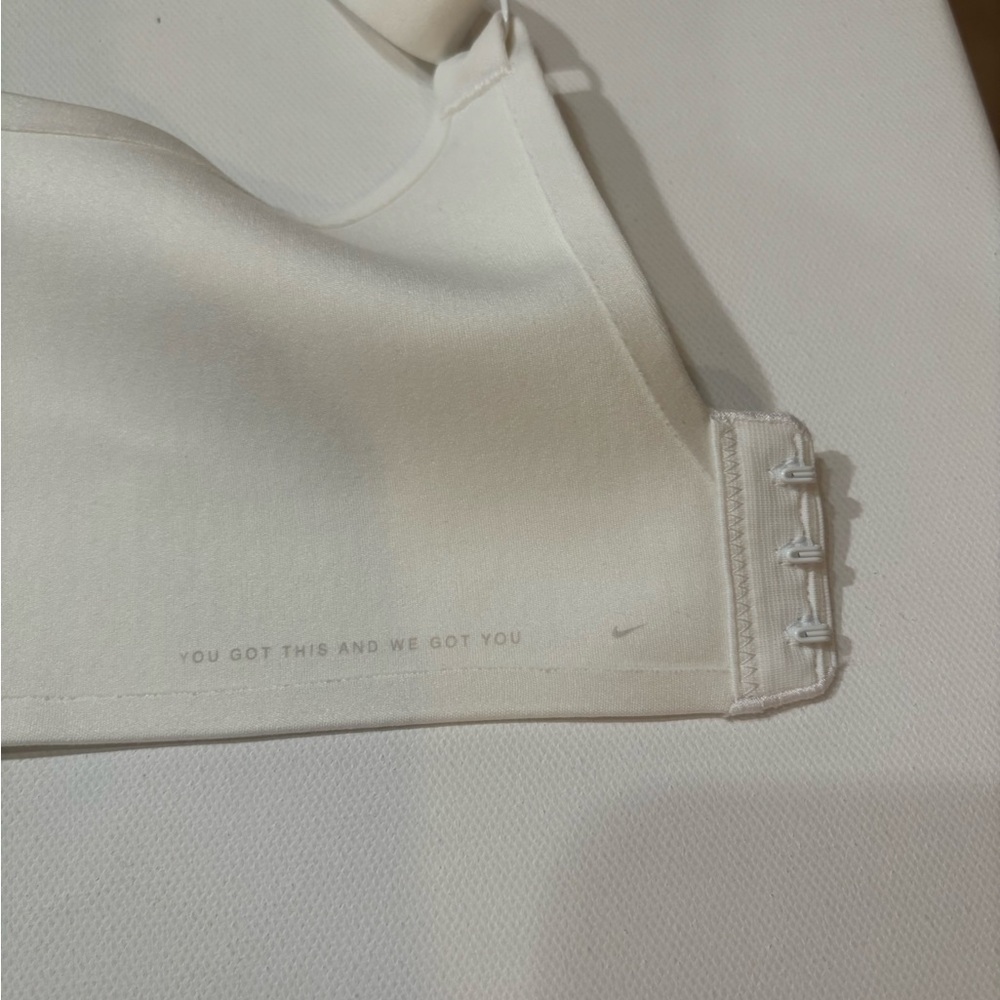 Nike Alate Sports Bra White Size Large - Picture 7 of 7